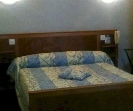 Hotel Ronsin Fresnay-sur-Sarthe