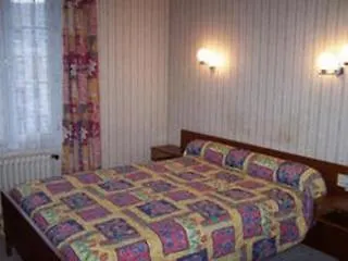 Ronsin Hotel 2*