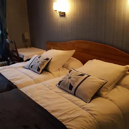 Ronsin Hotel Fresnay-sur-Sarthe